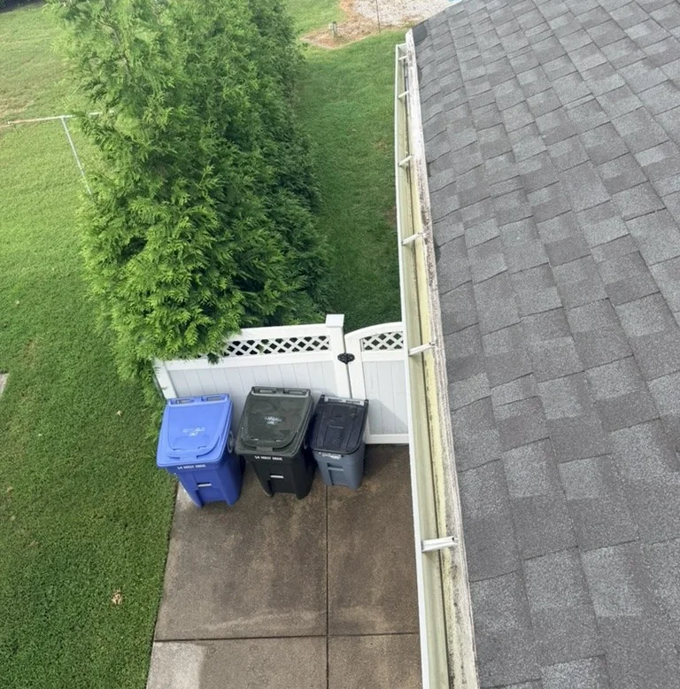 A second gutter section after cleaning